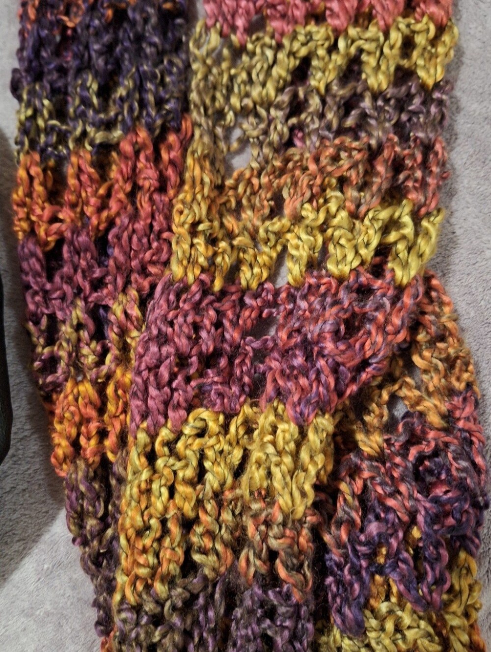 Handmafe Scarf - Picture 6 of 10